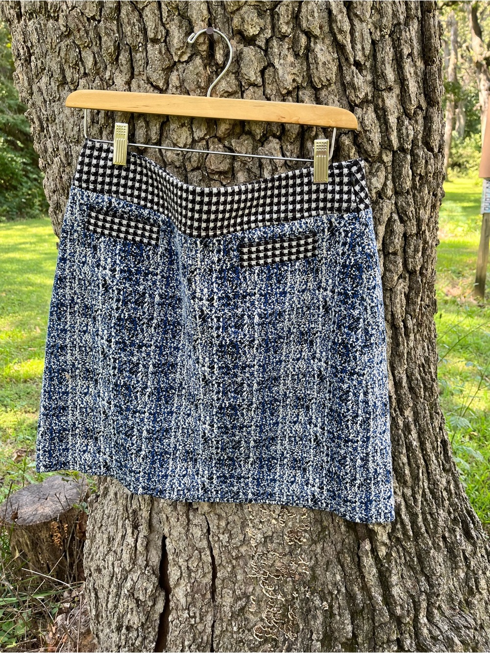 ⭐️CAbi Boho Skirt in size 6